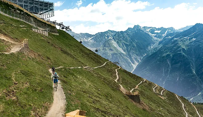 Mountainbike Freeride Tour: Harbe Line - Traien Trail