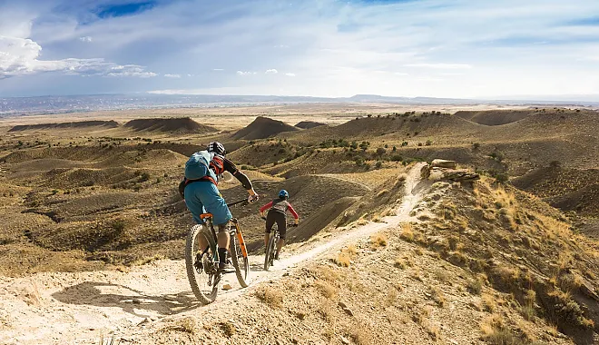 Mountainbike AllMountain Tour: 18 Road Trails Center