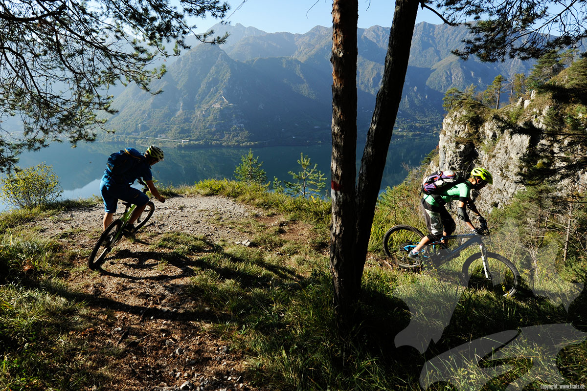 Spitzkehren mit Seeblick